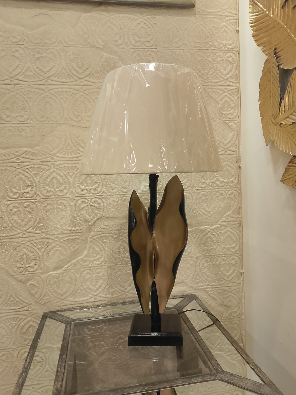 WhatsApp Image 2025-01-03 at 1.05.12 PM (1)-6f0f827d Artistic Table Lamp with Brass Finish-SoUnique.PK